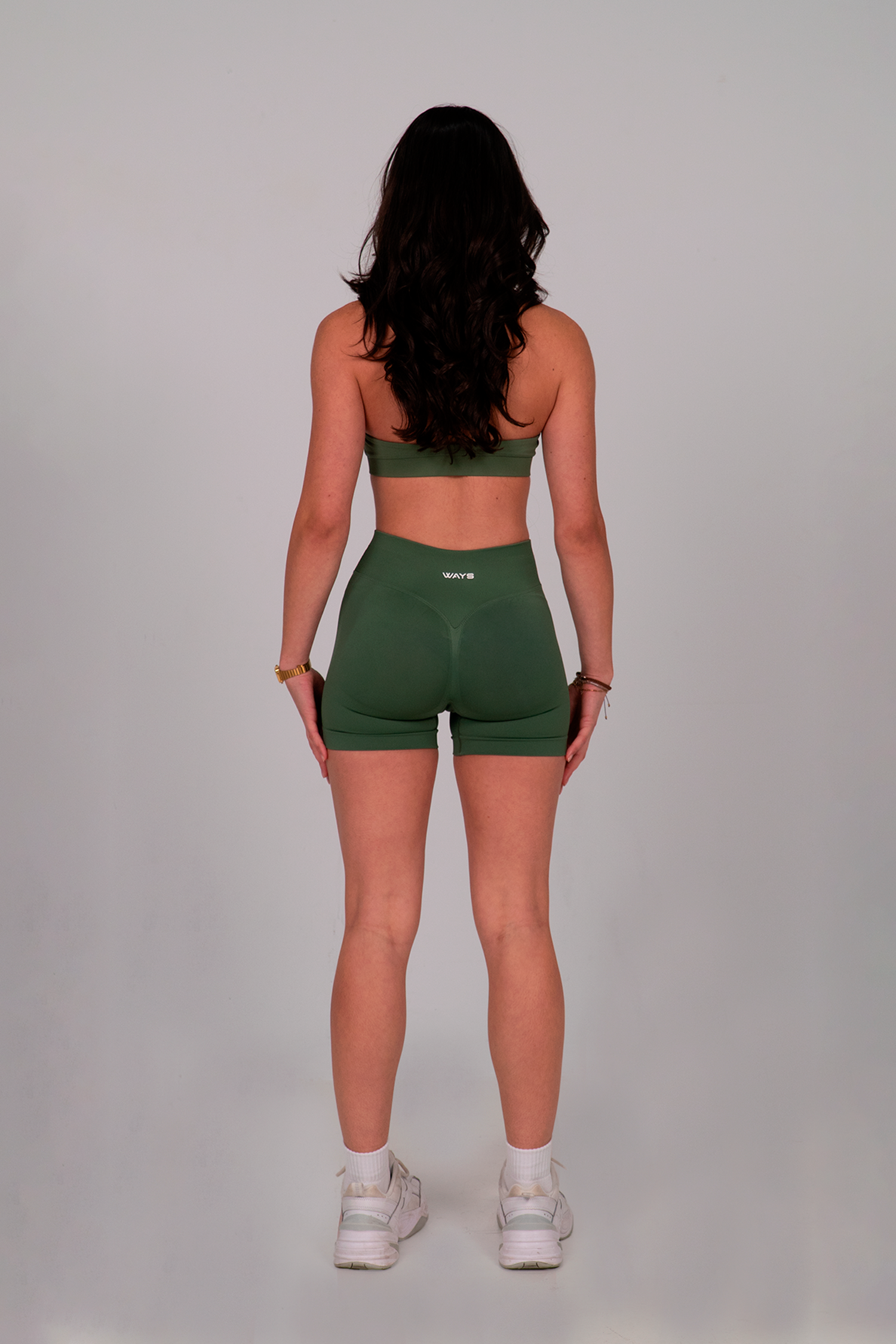 React Seamless Shorts